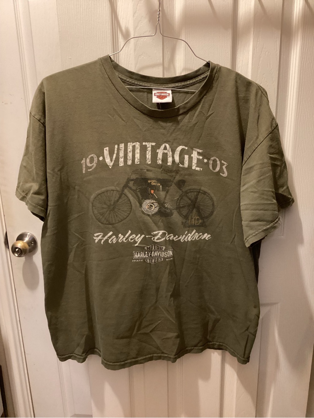 Harley-Davidson Olive Green Vintage Motorcycle Graphic Tee Cancun